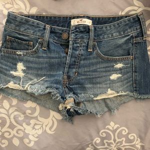 Hollister distressed shorts